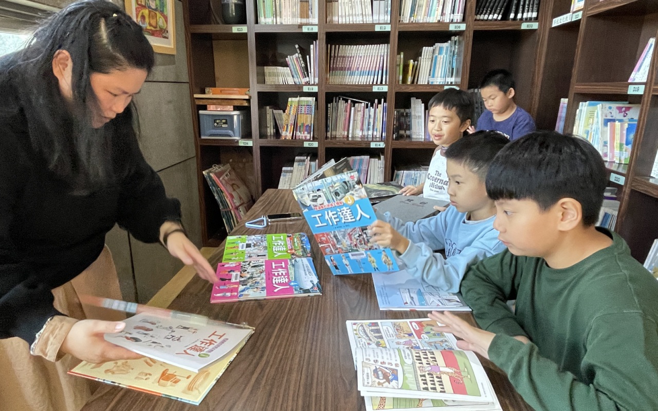 啟文國小-張雅萍-圖書館-小學生閱讀-羅儀修攝