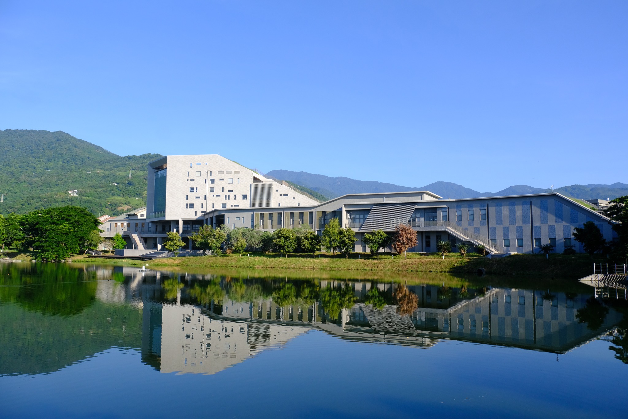 台東親子旅遊-國立台東大學圖書館